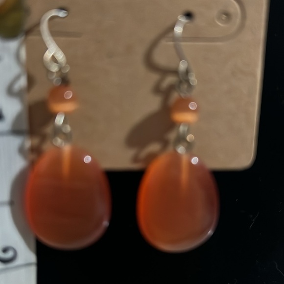 Quality Silvertone and orange hook style earrings very beautiful - Picture 4 of 5